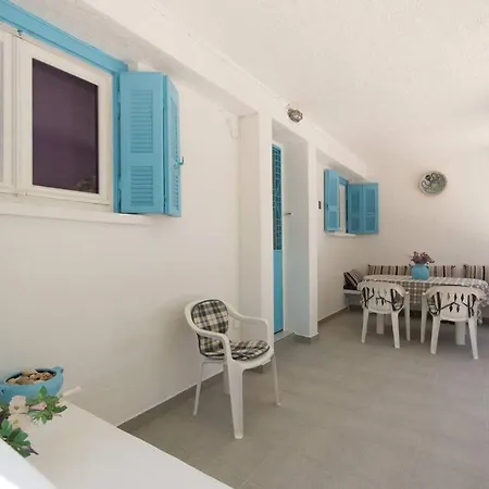 Wave Lullaby, Peaceful Beachfront Retreat In Paros Holiday home Molos (Paros)