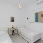 Wave Lullaby, Peaceful Beachfront Retreat In Paros 度假居