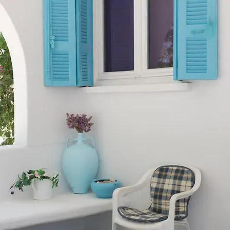 בית נופש Wave Lullaby, Peaceful Beachfront Retreat In Paros