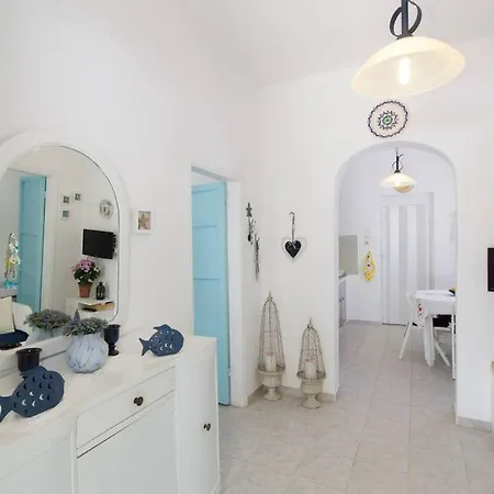 Wave Lullaby, Peaceful Beachfront Retreat In Paros Molos (Paros)