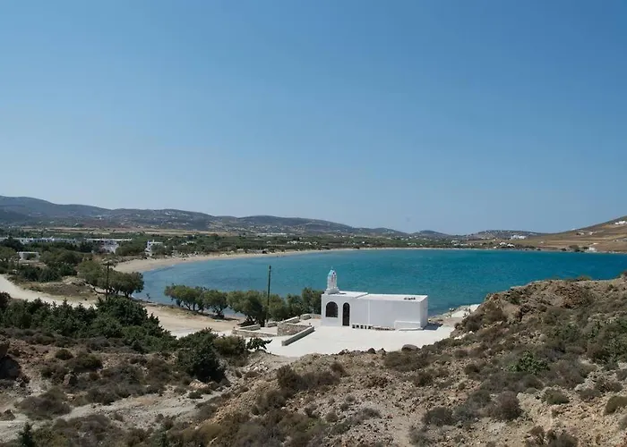 Wave Lullaby, Peaceful Beachfront Retreat In Paros Molos (Paros)
