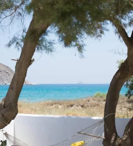 Wave Lullaby, Peaceful Beachfront Retreat In Paros 別荘 *